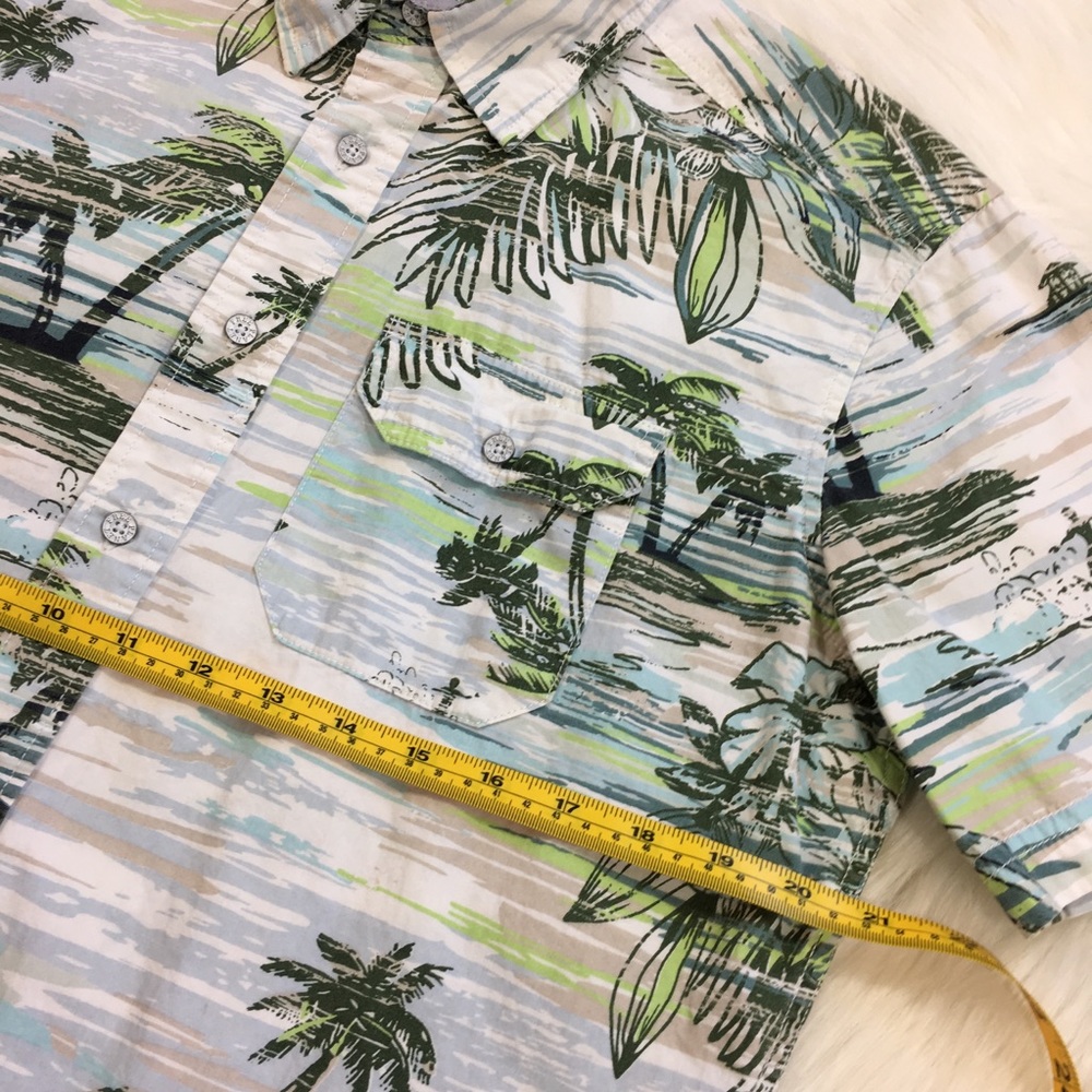 Free Planet Easy Breezy Button Up - Picture 3 of 5